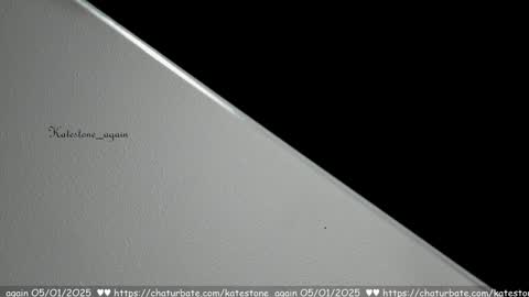 Snapshot of katestone_again chatting on 01/05/25, 02:52 love meeee online show from 01/05/25, 02:52