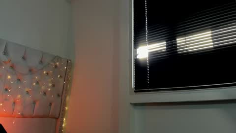 Snapshot of katestone_again chatting on 01/10/25, 02:34 love meeee online show from 01/10/25, 02:34