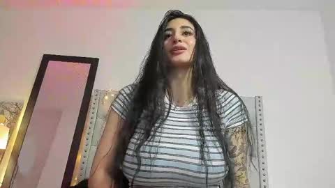 Snapshot of katestone_again chatting on 04/16/26, 09:39 love meeee online show from 04/16/26, 09:39