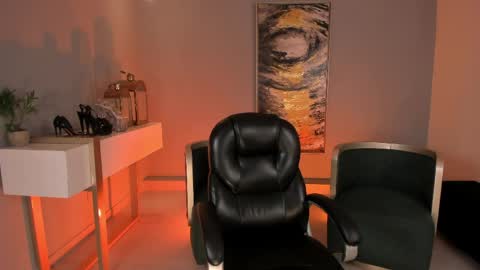 Snapshot of katesunder chatting on 04/08/26, 08:47 K A T E online show from 04/08/26, 08:47