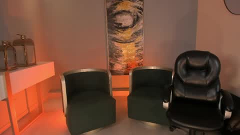 Snapshot of katesunder chatting on 04/11/26, 08:07 K A T E online show from 04/11/26, 08:07