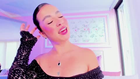 Snapshot of kath_evanss chatting on 01/08/25, 03:07 Kaath online show from 01/08/25, 03:07