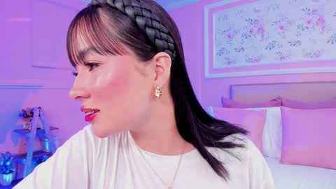 Snapshot of kath_evanss chatting on 01/13/25, 12:13 Kaath online show from 01/13/25, 12:13