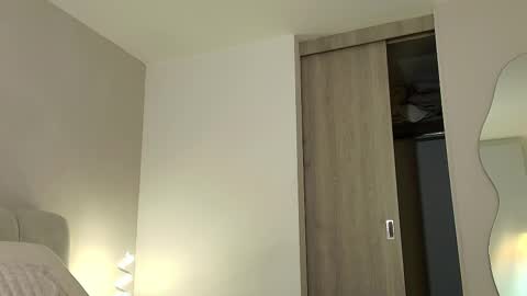 Snapshot of kathalove_1 chatting on 03/22/26, 04:38 Klove online show from 03/22/26, 04:38