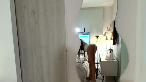 Snapshot of kathalove_1 chatting on 04/20/26, 02:47 Klove online show from 04/20/26, 02:47