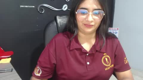 Snapshot of kathe0v chatting on 05/29/26, 09:46 Call me Lau online show from 05/29/26, 09:46