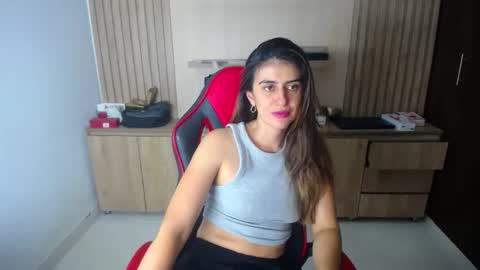 Snapshot of kathe2 chatting on 03/24/26, 08:25 JocelynRainbow online show from 03/24/26, 08:25