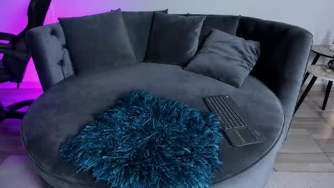 KATHE ANDERSON online show from 01/17/26, 11:59