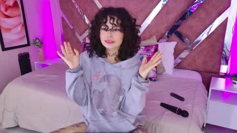 KatheGomez  online show from 05/05/26, 03:03