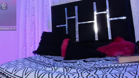 Snapshot of katherina_diaz chatting on 02/23/25, 05:23 Katherina online show from 02/23/25, 05:23