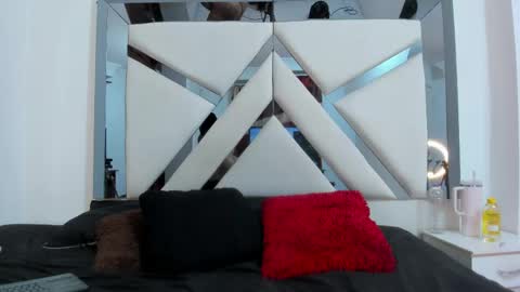 Snapshot of katherinefoster chatting on 04/15/26, 09:37 Katherine Foster online show from 04/15/26, 09:37