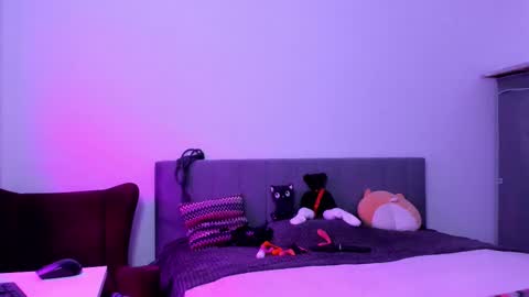 Katherine online show from 10/03/25, 03:20