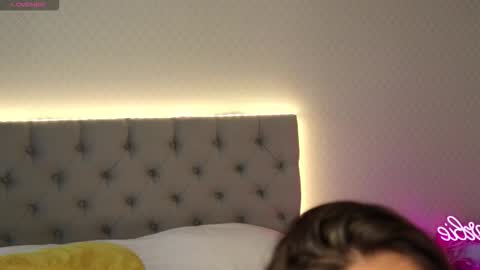 Snapshot of katherinepinke chatting on 10/19/25, 05:30 katherinepinke online show from 10/19/25, 05:30