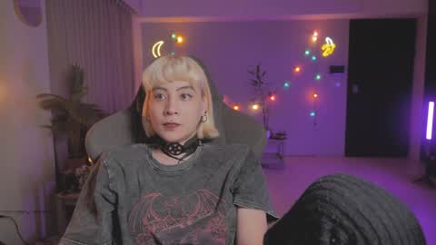 Snapshot of katherynlin chatting on 12/19/24, 07:18 Kathy online show from 12/19/24, 07:18