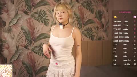 Snapshot of katheykenefick chatting on 03/23/26, 05:06 Bella online show from 03/23/26, 05:06