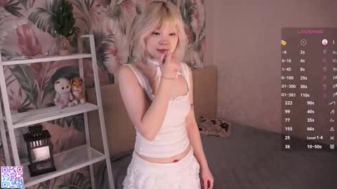 Snapshot of katheykenefick chatting on 03/27/26, 05:12 Bella online show from 03/27/26, 05:12