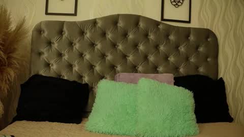 Snapshot of kathh_latorre chatting on 03/18/26, 01:58 kathh_latorre online show from 03/18/26, 01:58