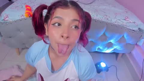 Snapshot of kathia_saenz chatting on 03/11/25, 06:53 Kathia  online show from 03/11/25, 06:53