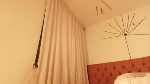 Katherine  online show from 01/06/26, 08:56