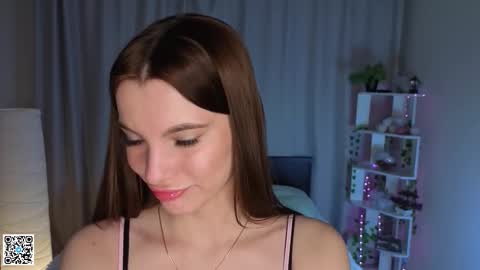 Lola online show from 01/16/26, 04:05