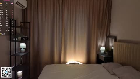 Snapshot of kathrineschnitman chatting on 03/25/26, 04:29 Lola online show from 03/25/26, 04:29