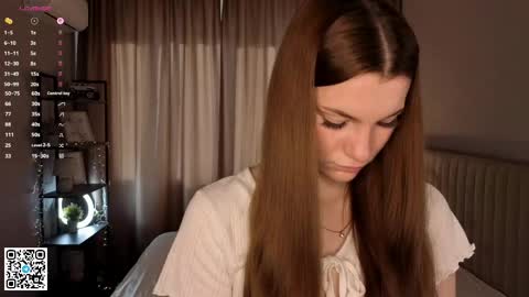 Snapshot of kathrineschnitman chatting on 04/12/26, 04:06 Lola online show from 04/12/26, 04:06