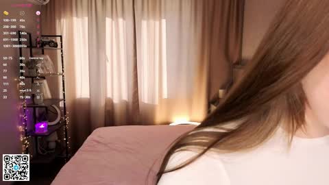 Lola online show from 04/29/26, 04:16