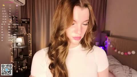 Lola online show from 05/01/26, 04:28