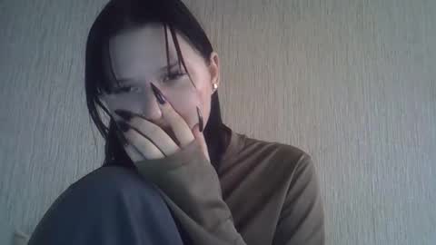 Snapshot of kathrynmason chatting on 12/01/25, 10:09 kathrynmason online show from 12/01/25, 10:09