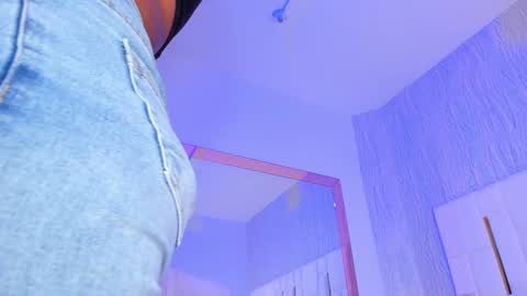 Snapshot of kathy18_ chatting on 01/15/25, 03:00 Kathy online show from 01/15/25, 03:00