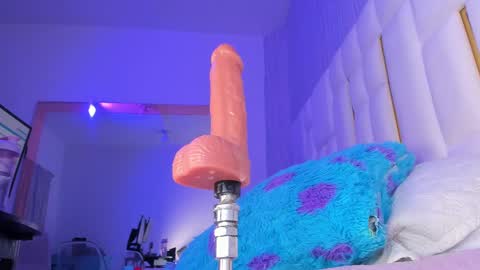 Snapshot of kathy18_ chatting on 02/09/25, 06:11 Kathy online show from 02/09/25, 06:11