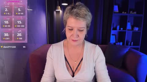 Snapshot of kathy_sunn chatting on 02/10/25, 02:37 Kathy online show from 02/10/25, 02:37