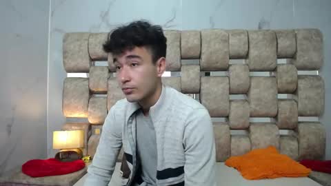 Kaht y Aiden online show from 04/17/26, 12:30