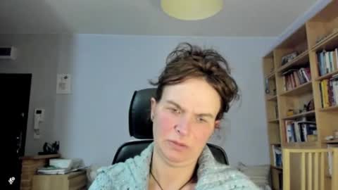 Snapshot of kathysky40 chatting on 11/19/25, 03:45 KATHY online show from 11/19/25, 03:45