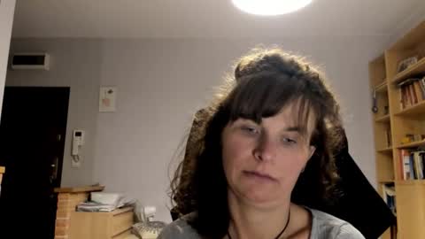 Snapshot of kathysky40 chatting on 12/14/25, 02:55 KATHY online show from 12/14/25, 02:55