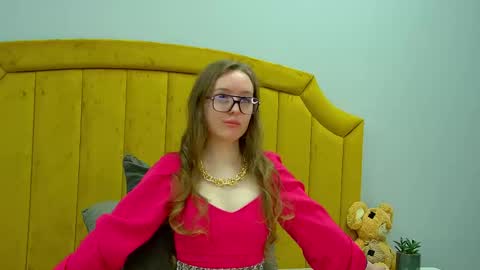 Kathy online show from 10/10/25, 04:22