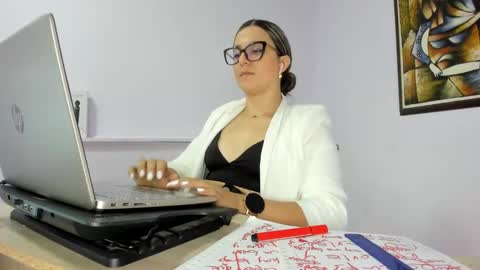 Khaterine online show from 02/11/25, 03:29