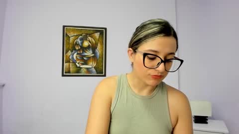 Khaterine online show from 02/13/25, 01:05