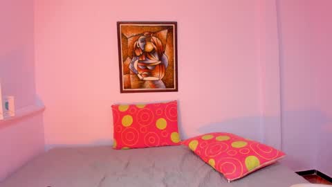 Khaterine online show from 02/25/25, 03:38