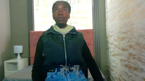 Katia online show from 09/25/25, 11:25