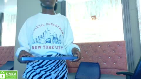 Katia online show from 09/26/25, 05:39