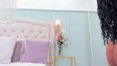 Katia  online show from 10/15/25, 06:19