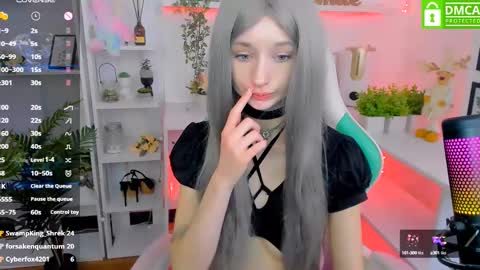 Katia  online show from 02/21/25, 09:45