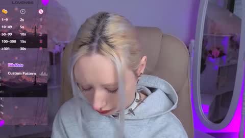 Snapshot of katia_kim chatting on 02/04/26, 06:30 Katia online show from 02/04/26, 06:30