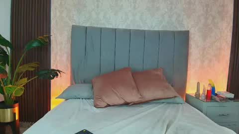 Snapshot of katia_moregb chatting on 02/13/25, 08:45 Karen Villas online show from 02/13/25, 08:45