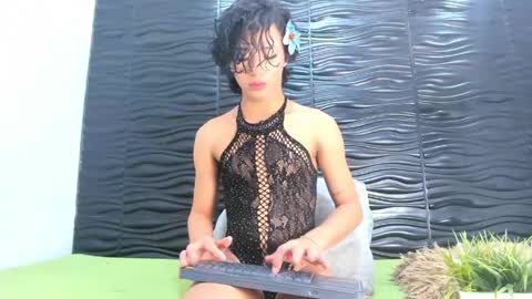 Snapshot of katia_prince chatting on 04/18/26, 08:53 KATIA online show from 04/18/26, 08:53