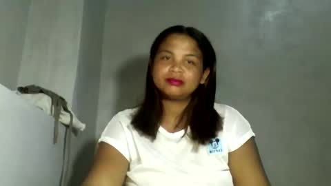 Snapshot of katibeauty00 chatting on 04/16/26, 08:42 katibeauty00 online show from 04/16/26, 08:42