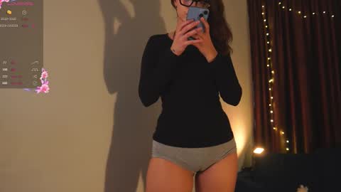 Katienext stream  online show from 03/05/25, 10:22