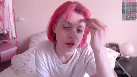 Snapshot of katie_deville chatting on 07/17/26, 04:45 Katie Deville online show from 07/17/26, 04:45