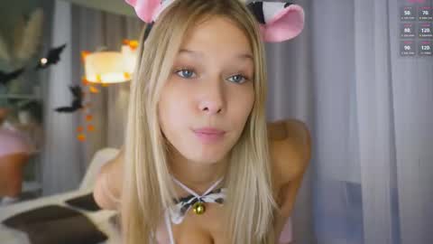 Katie online show from 10/27/25, 01:37